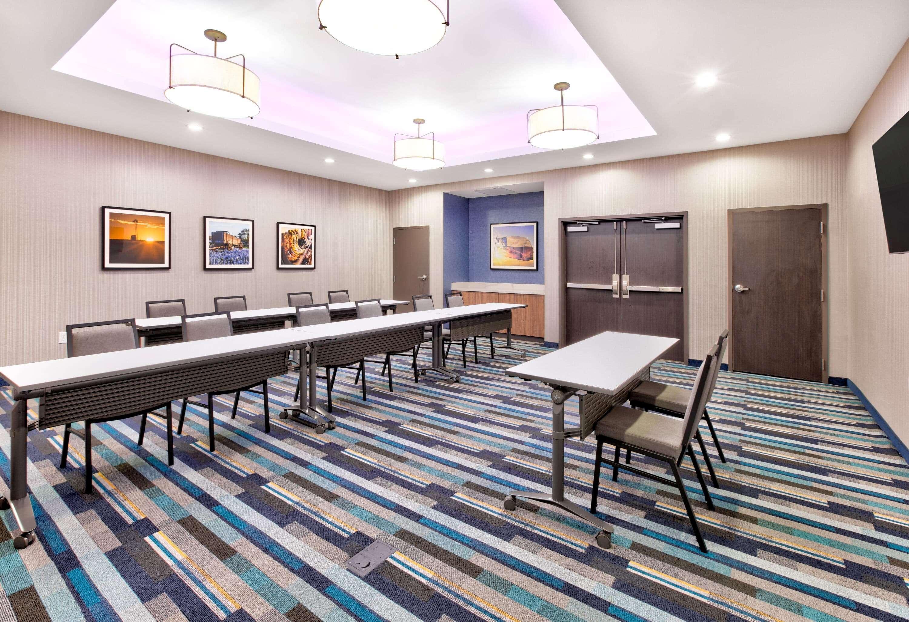 La Quinta Inn & Suites By Wyndham Terrell Eksteriør billede