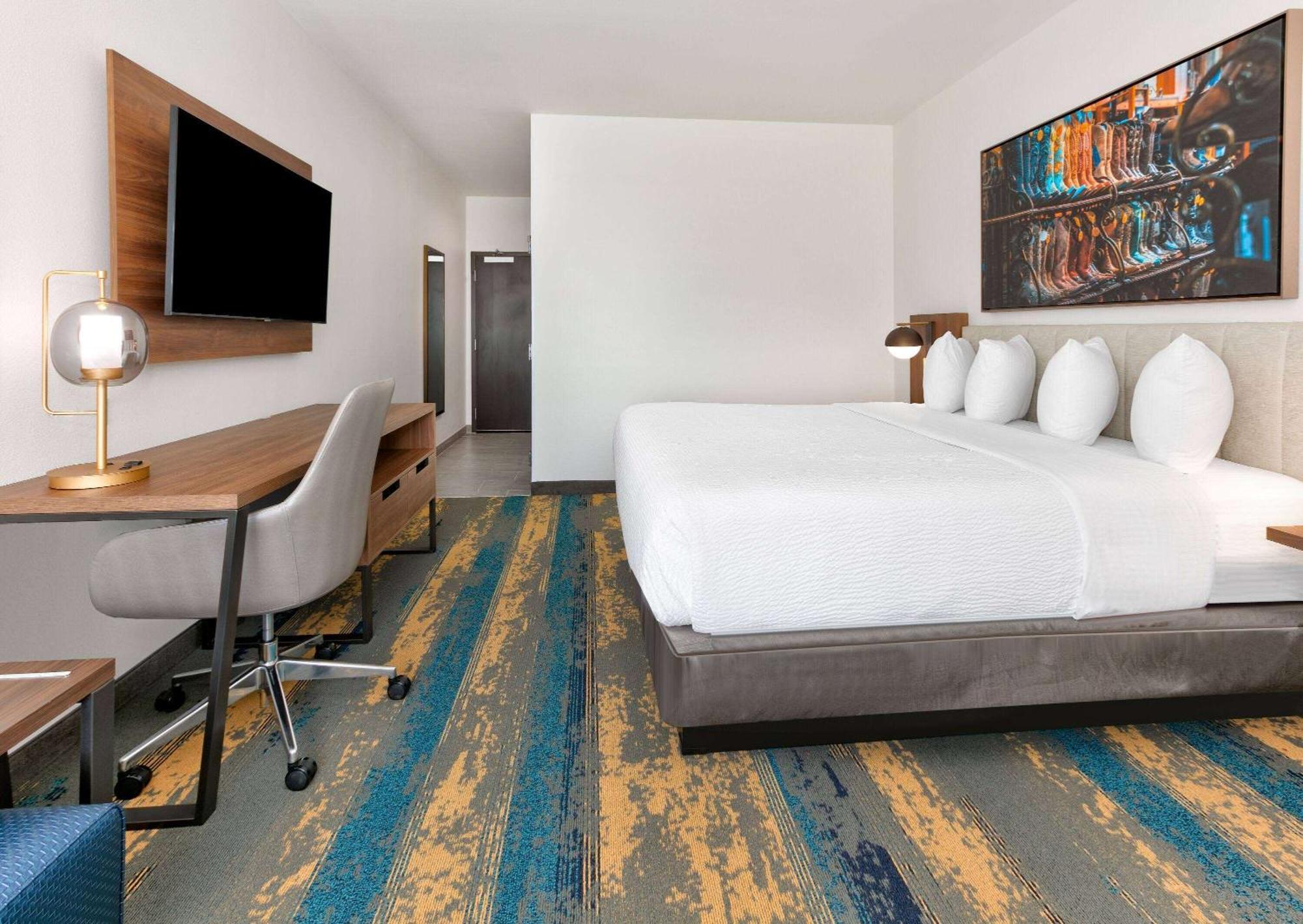 La Quinta Inn & Suites By Wyndham Terrell Eksteriør billede
