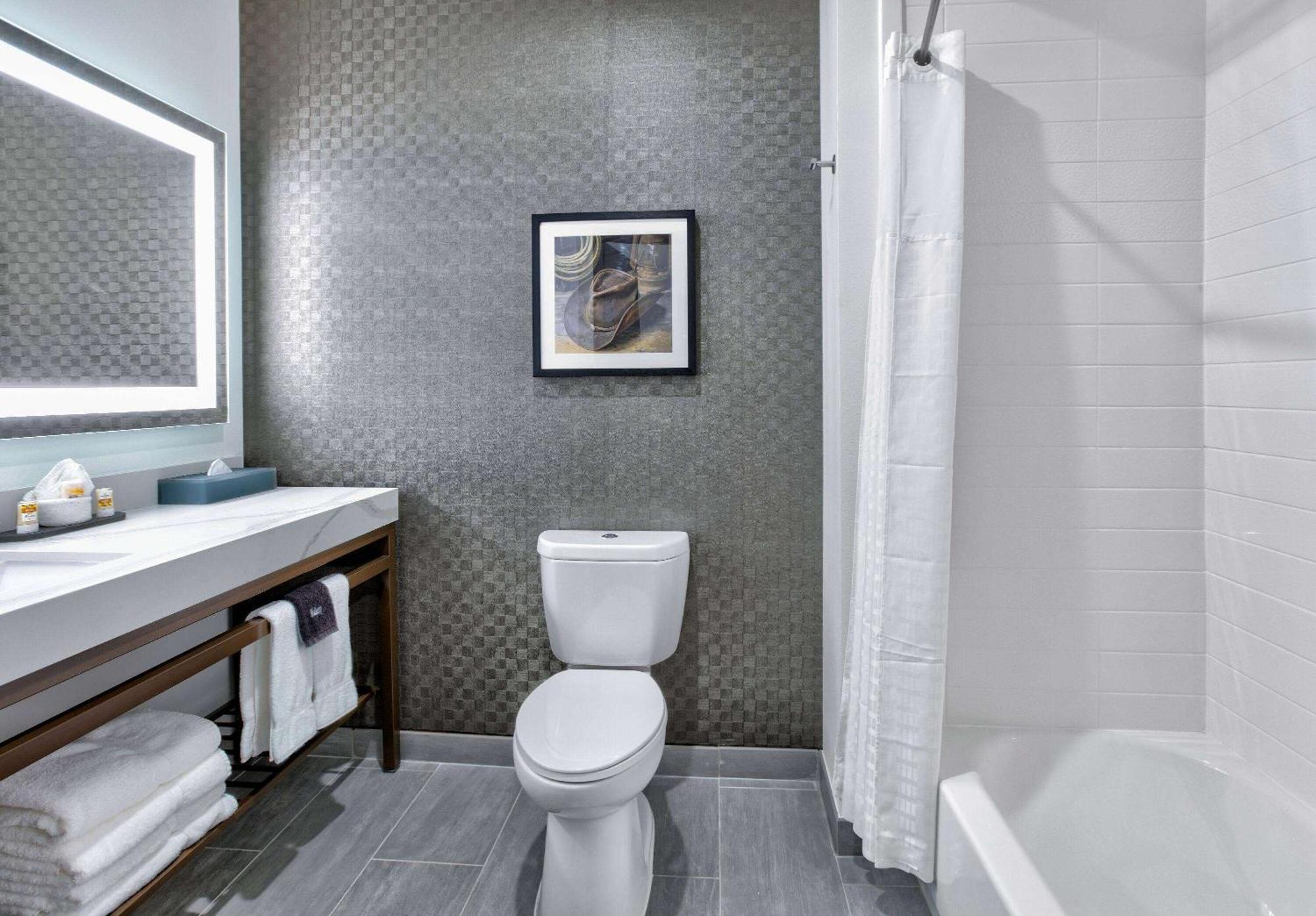 La Quinta Inn & Suites By Wyndham Terrell Eksteriør billede
